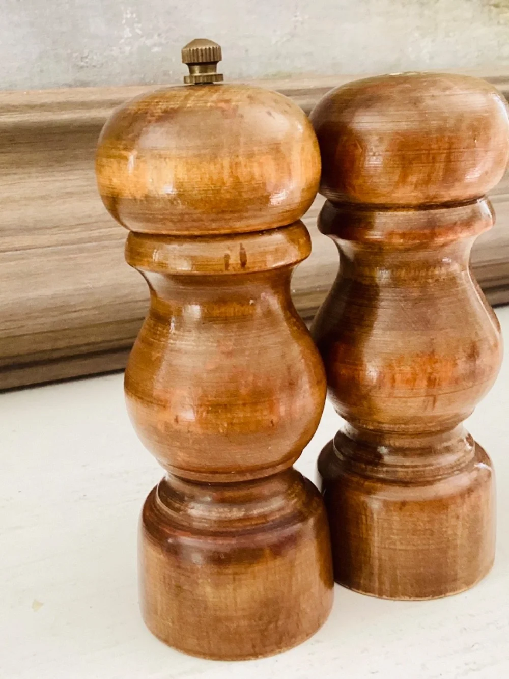 Vintage Turned Wood Salt Shaker & Pepper Mill MCM Rustic Cottagecore 5” Tall